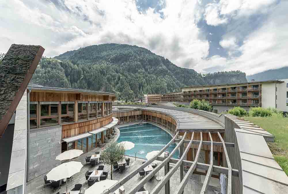 案例分享丨奥地利水上圆顶酒店